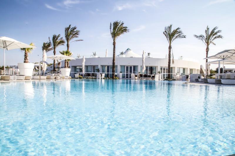 Sole In Me Resort By Altoborgo Ostuni Exterior foto